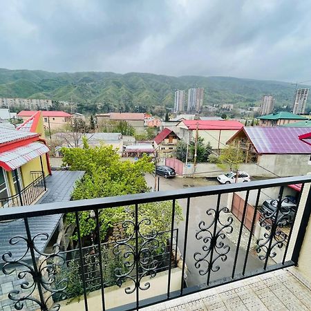 Myfamily Hotell Tbilisi Eksteriør bilde