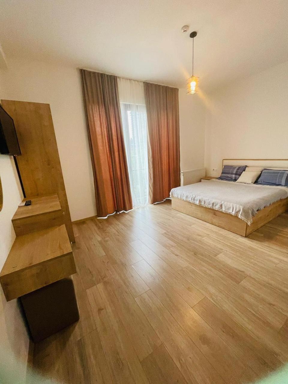 Myfamily Hotell Tbilisi Eksteriør bilde
